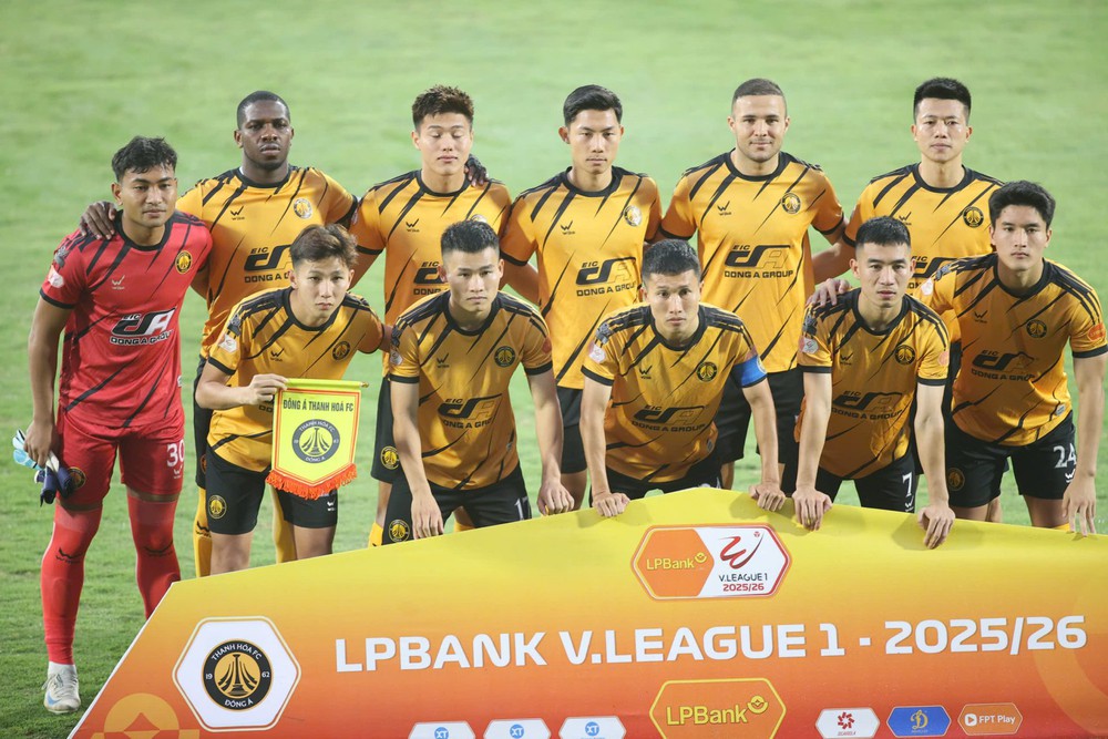 Tin nóng bóng đá Việt hôm nay 15/3: HLV Mai Đức Chung tiết lộ về người kế nhiệm; Đỗ Hoàng Hên bầu cử tại Hà Nội - Ảnh 3.