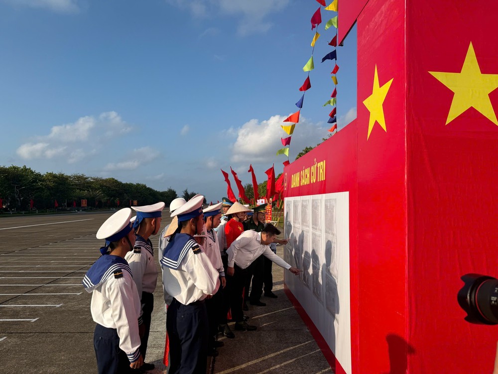 Khánh Hòa: Điểm bỏ phiếu số 14, đặc khu Trường Sa hoàn tất công tác chuẩn bị bầu cử - Ảnh 6.