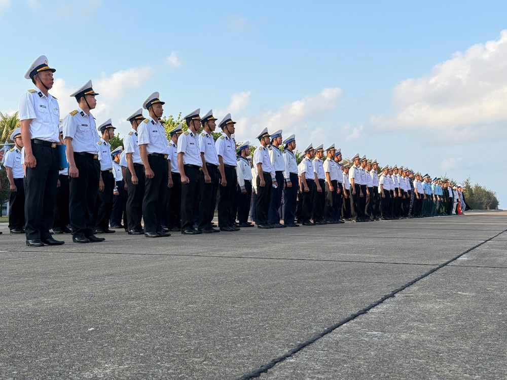 Khánh Hòa: Điểm bỏ phiếu số 14, đặc khu Trường Sa hoàn tất công tác chuẩn bị bầu cử - Ảnh 1.