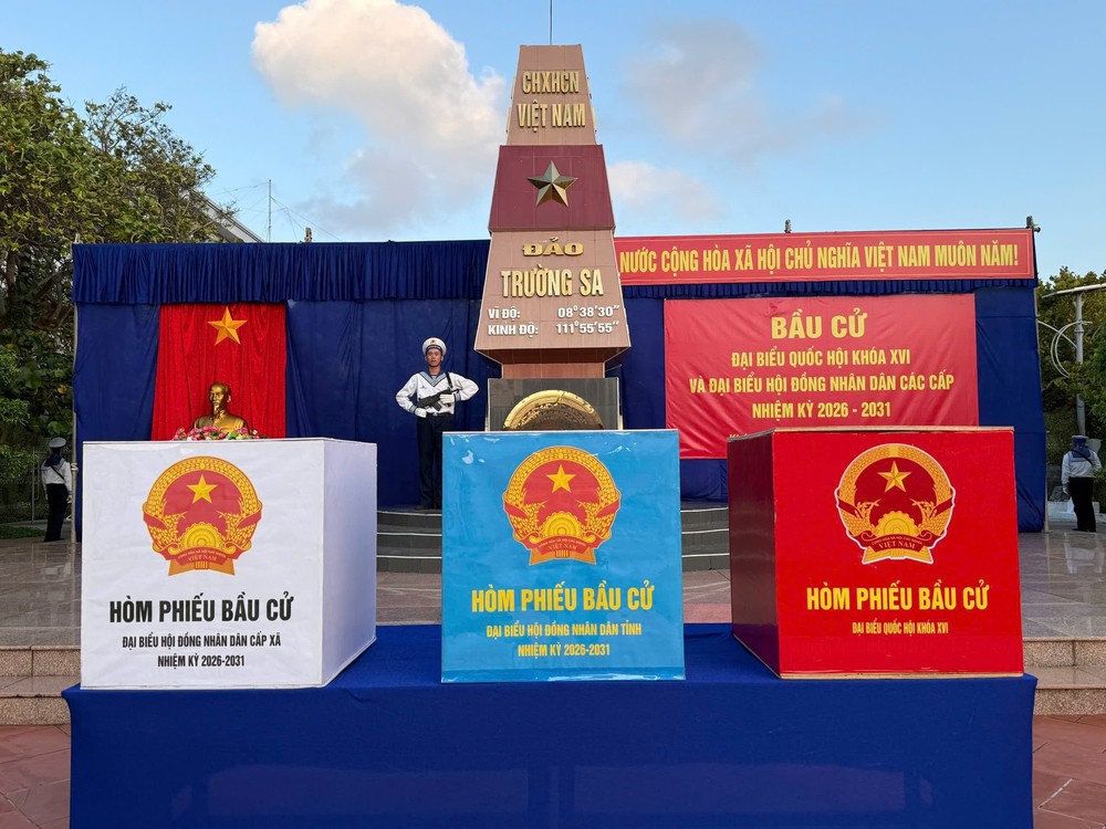 Khánh Hòa: Điểm bỏ phiếu số 14, đặc khu Trường Sa hoàn tất công tác chuẩn bị bầu cử - Ảnh 4.