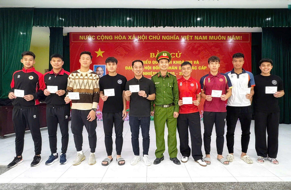 CẬP NHẬT không khí bầu cử của các VĐV, HLV thể thao - Ảnh 3.