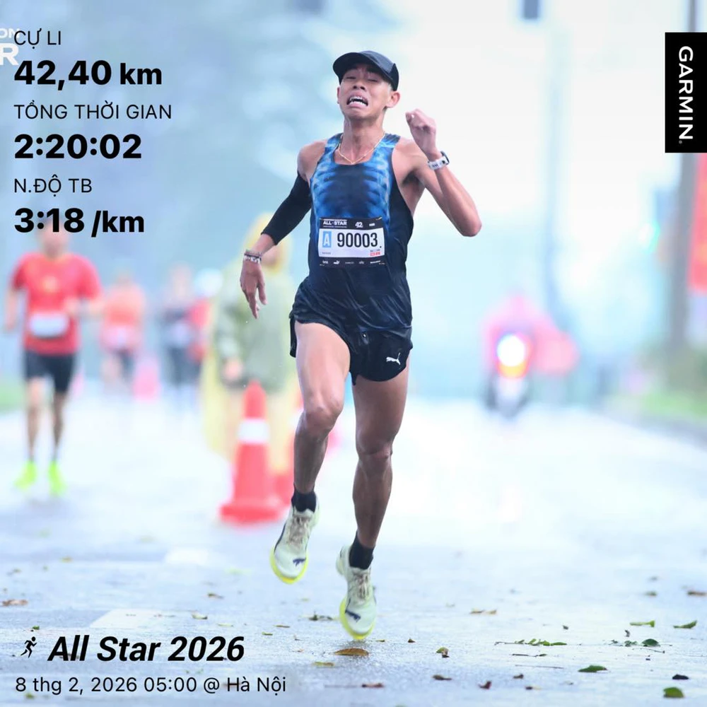 Huỳnh Anh Khôi chỉ còn cách KLQG 20 giây, trên đường trở thành ‘ông vua marathon’ Việt Nam - Ảnh 2. Huỳnh Anh Khôi chỉ còn cách KLQG 20 giây, trên đường trở thành ‘ông vua marathon’ Việt Nam - Ảnh 2.