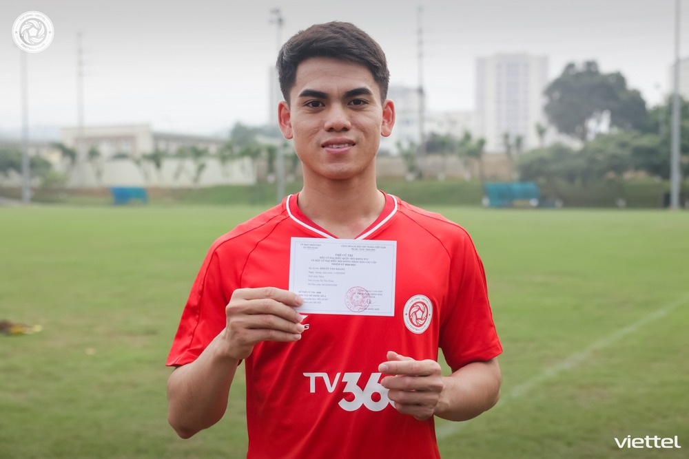 CẬP NHẬT không khí bầu cử của các VĐV, HLV thể thao - Ảnh 2. CẬP NHẬT không khí bầu cử của các VĐV, HLV thể thao - Ảnh 2.