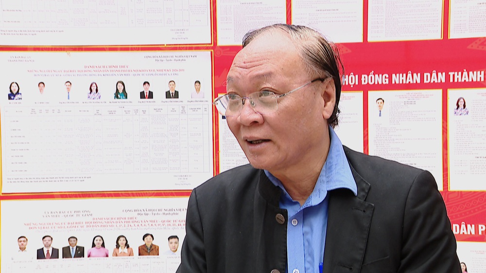 Từ điểm bầu cử: Các nghệ sĩ gửi gắm niềm tin qua lá phiếu - Ảnh 3. Từ điểm bầu cử: Các nghệ sĩ gửi gắm niềm tin qua lá phiếu - Ảnh 3.