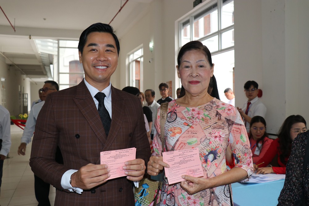 Bầu cử Quốc hội và HĐND: Cử tri thành phố mang tên Bác bước vào ngày hội toàn dân - Ảnh 5. Bầu cử Quốc hội và HĐND: Cử tri thành phố mang tên Bác bước vào ngày hội toàn dân - Ảnh 5.