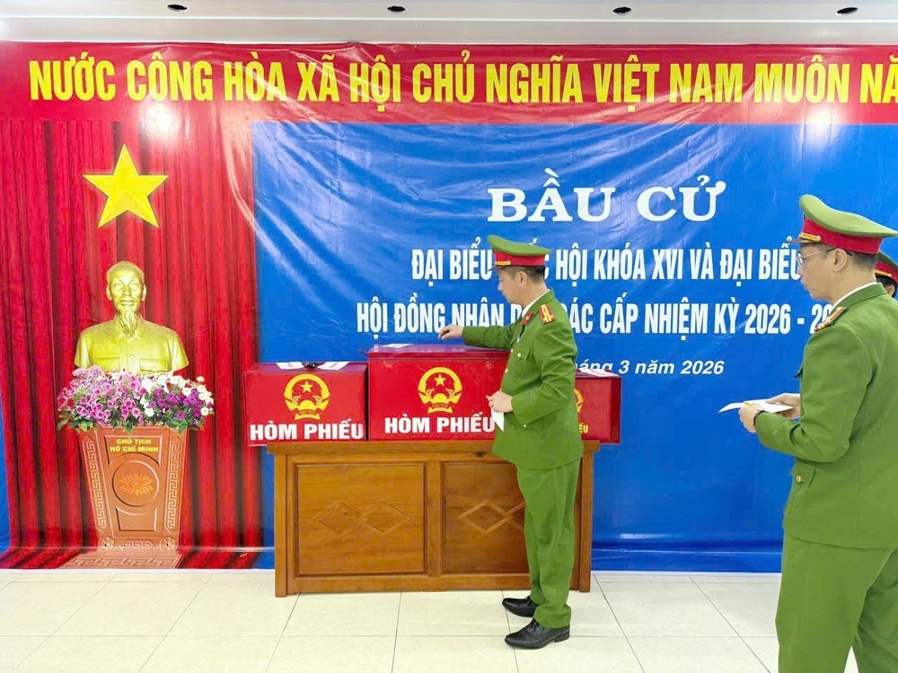 Không khí dân chủ lan toả, các địa phương thực hiện kiểm phiếu theo quy định. - Ảnh 13. Không khí dân chủ lan toả, các địa phương thực hiện kiểm phiếu theo quy định. - Ảnh 13.