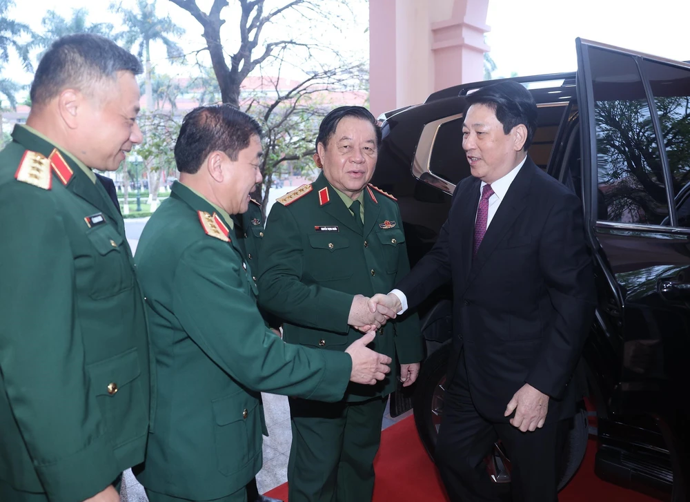 Chủ tịch nước Lương Cường bầu cử tại phường Hoàn Kiếm, Hà Nội - Ảnh 1.