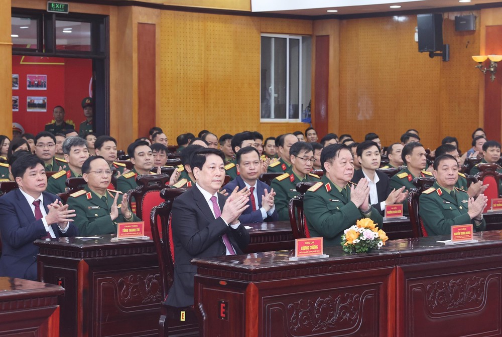 Chủ tịch nước Lương Cường bầu cử tại phường Hoàn Kiếm, Hà Nội - Ảnh 2.