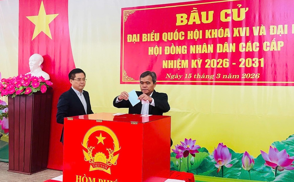 Bầu cử Quốc hội và HĐND: Học giả Ấn Độ đánh giá cao vai trò lập pháp và đổi mới của Quốc hội Việt Nam - Ảnh 2. Bầu cử Quốc hội và HĐND: Học giả Ấn Độ đánh giá cao vai trò lập pháp và đổi mới của Quốc hội Việt Nam - Ảnh 2.
