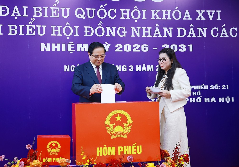Thủ tướng Phạm Minh Chính bỏ phiếu bầu cử đại biểu Quốc hội khóa XVI và HĐND các cấp nhiệm kỳ 2026-2031 - Ảnh 3.