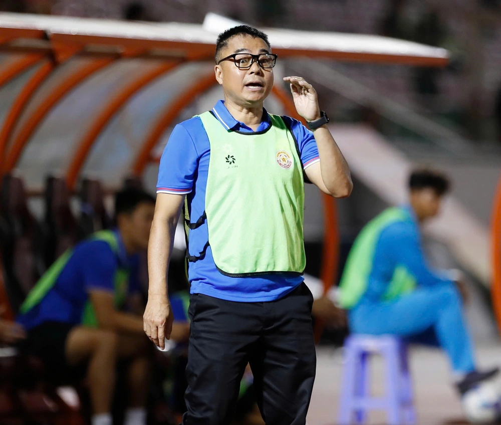 Bóng lăn trong tuần: Thay tướng, mà chưa đổi được vận - Ảnh 1. Bóng lăn trong tuần: Thay tướng, mà chưa đổi được vận - Ảnh 1.