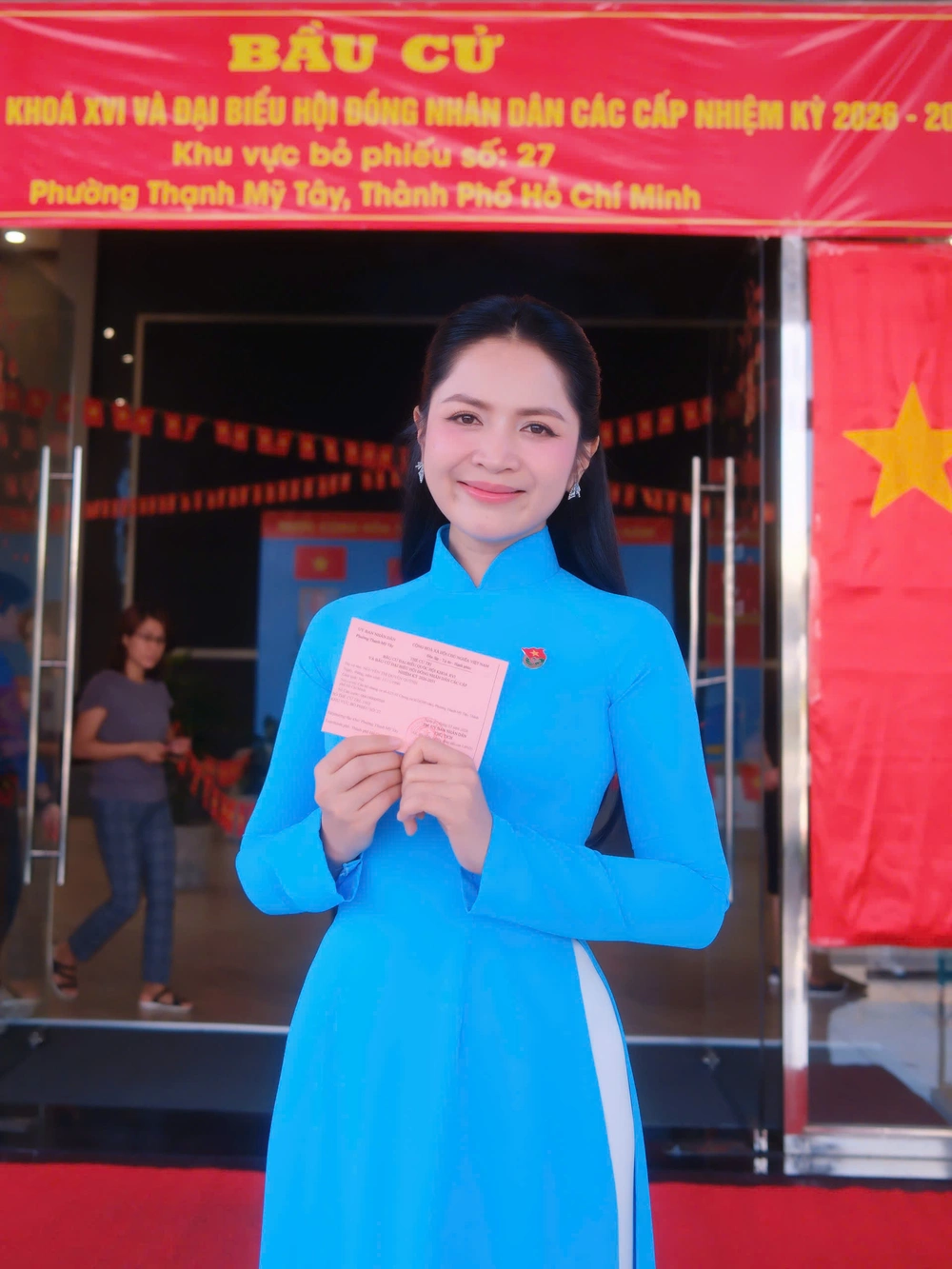 Ca sĩ "Niềm tin từ lá phiếu”, háo hức thực hiện quyền và nghĩa vụ công dân - Ảnh 1. Ca sĩ "Niềm tin từ lá phiếu”, háo hức thực hiện quyền và nghĩa vụ công dân - Ảnh 1.