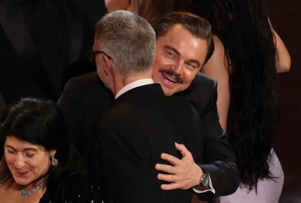 Trực tiếp Oscar 2026: "One Battle After Another" giành giải Phim xuất sắc nhất - Ảnh 1. Trực tiếp Oscar 2026: "One Battle After Another" giành giải Phim xuất sắc nhất - Ảnh 1.