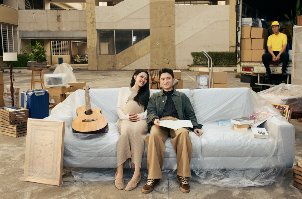 Vợ Phan Mạnh Quỳnh mang "bụng bầu" đóng MV mới của chồng - Ảnh 2. Vợ Phan Mạnh Quỳnh mang "bụng bầu" đóng MV mới của chồng - Ảnh 2.