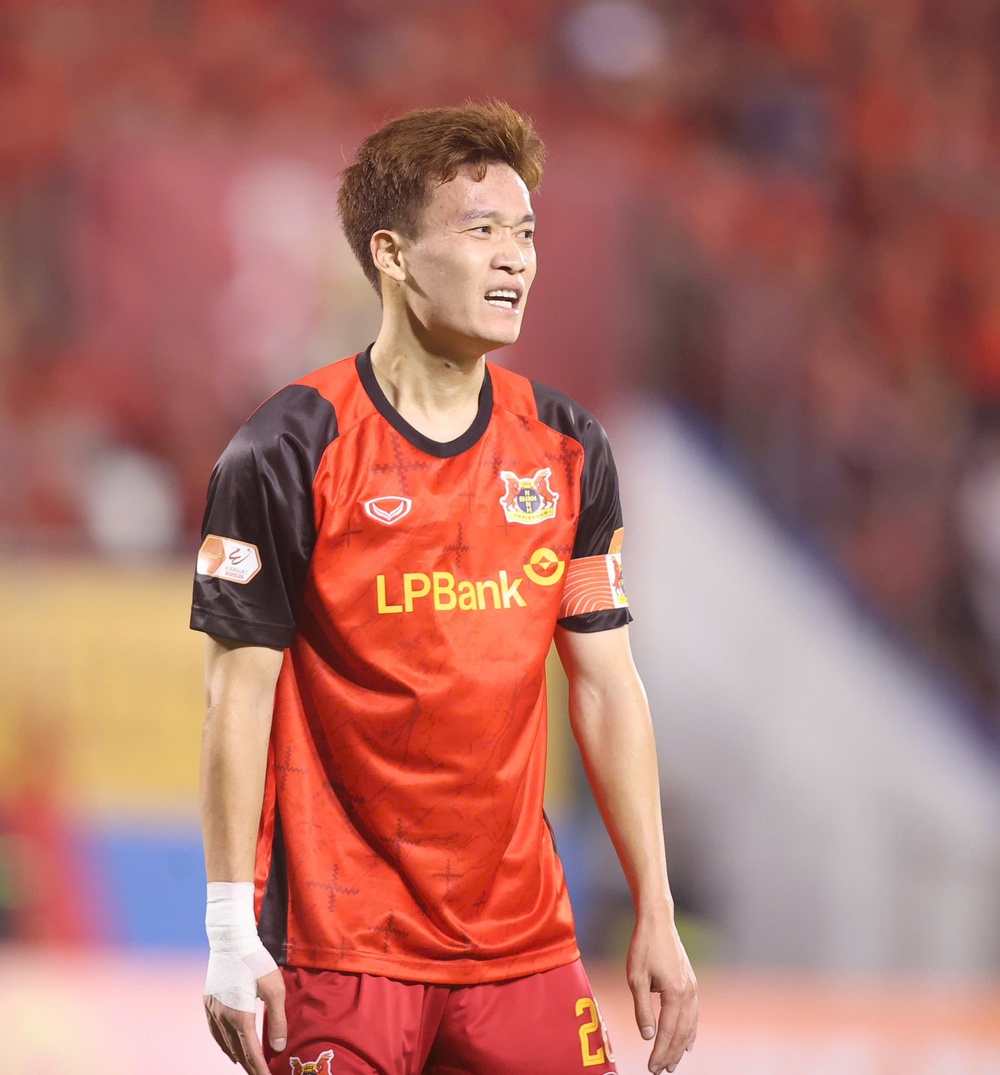 "Dải ngân hà" rơi tự do, Ninh Bình dễ tay trắng - Ảnh 3.