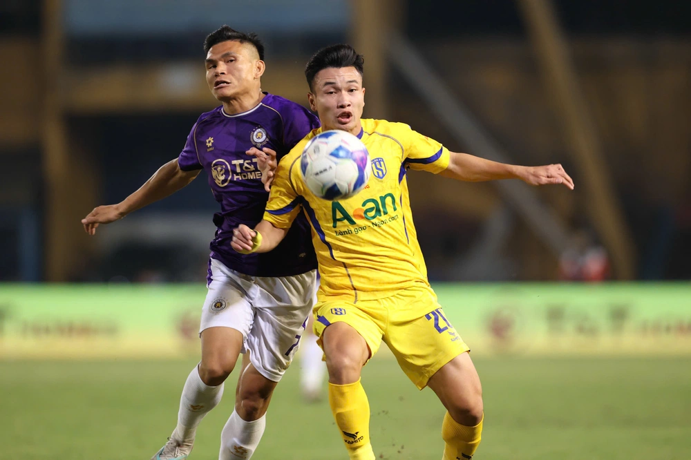 Cuộc chiến trụ hạng LPBank V-League 2025/26: Trong hơi thở gấp gáp - Ảnh 1.