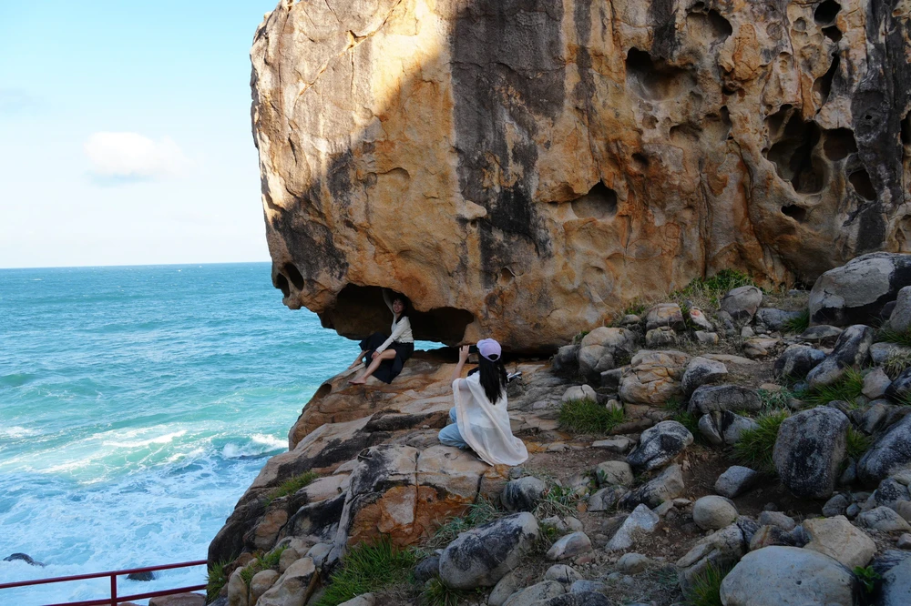 Những điểm hấp dẫn tại Hang Rái - Vườn quốc gia Núi Chúa - Ảnh 9. Những điểm hấp dẫn tại Hang Rái - Vườn quốc gia Núi Chúa - Ảnh 9.