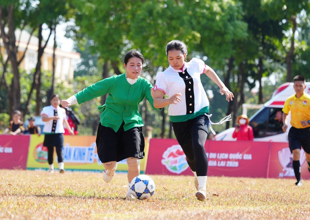 8 đội bóng tranh tài tại giải bóng đá nữ các DTTS tỉnh Gia Lai mở rộng - Cúp VTV5 - Ảnh 1. 8 đội bóng tranh tài tại giải bóng đá nữ các DTTS tỉnh Gia Lai mở rộng - Cúp VTV5 - Ảnh 1.