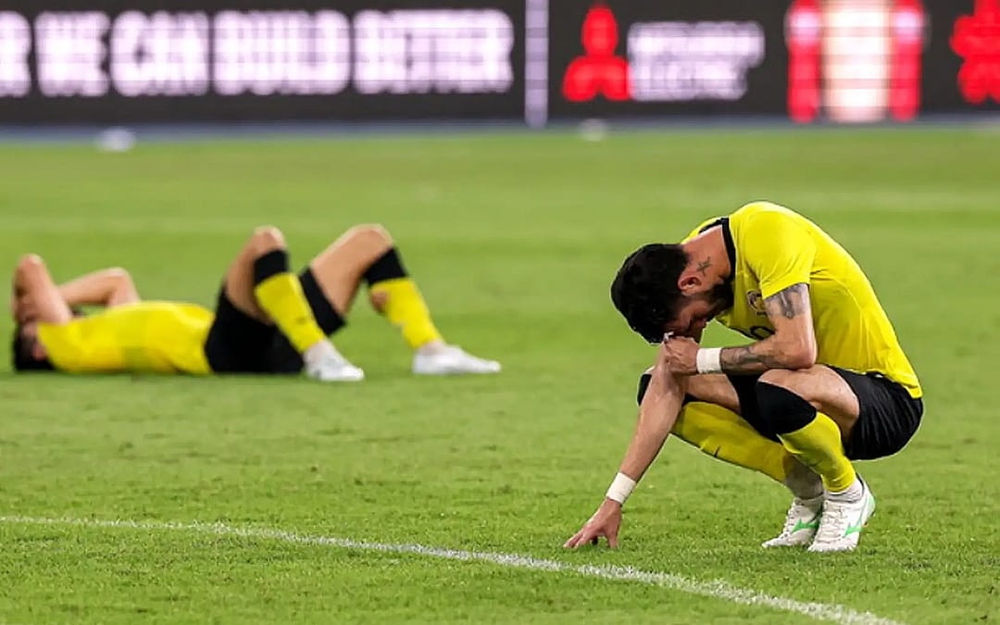 Báo chí Malaysia thừa nhận 'giấc mơ Asian Cup tan vỡ' khi ĐT Việt Nam được AFC xử thắng - Ảnh 1.