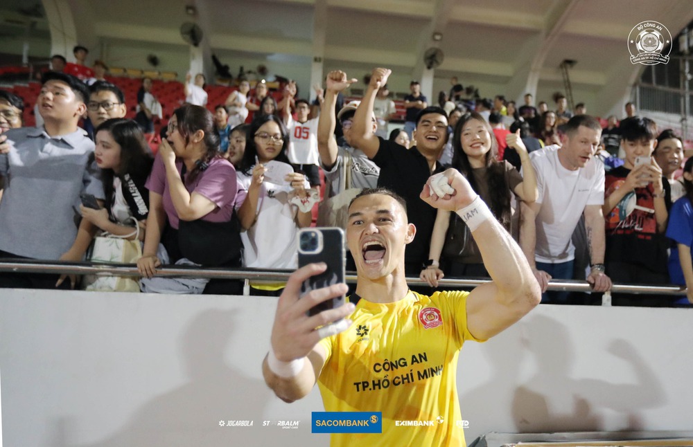 Rõ lý do Patrik Le Giang vắng mặt ở đội tuyển Việt Nam - Ảnh 1.