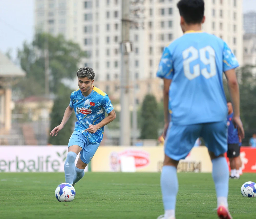 Trợ lý HLV Kim Sang Sik: 'U23 Việt Nam sàng lọc lực lượng cho Asiad' - Ảnh 2.