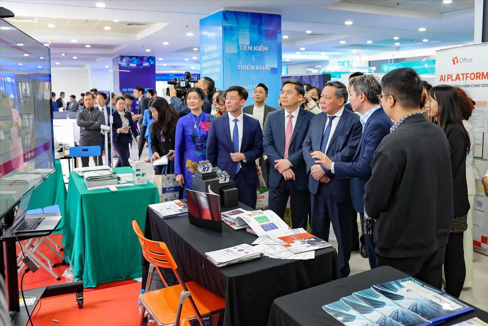 Hà Nội công bố danh mục công nghệ chiến lược, thúc đẩy chuyển đổi số toàn diện - Ảnh 1.