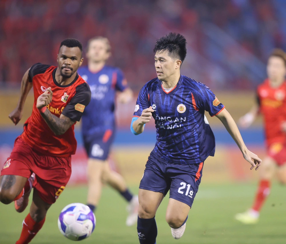 Hoàng Hên sát cánh cùng Xuân Son, đội tuyển Việt Nam có hàng công cực mạnh đấu Malaysia - Ảnh 2. Hoàng Hên sát cánh cùng Xuân Son, đội tuyển Việt Nam có hàng công cực mạnh đấu Malaysia - Ảnh 2.
