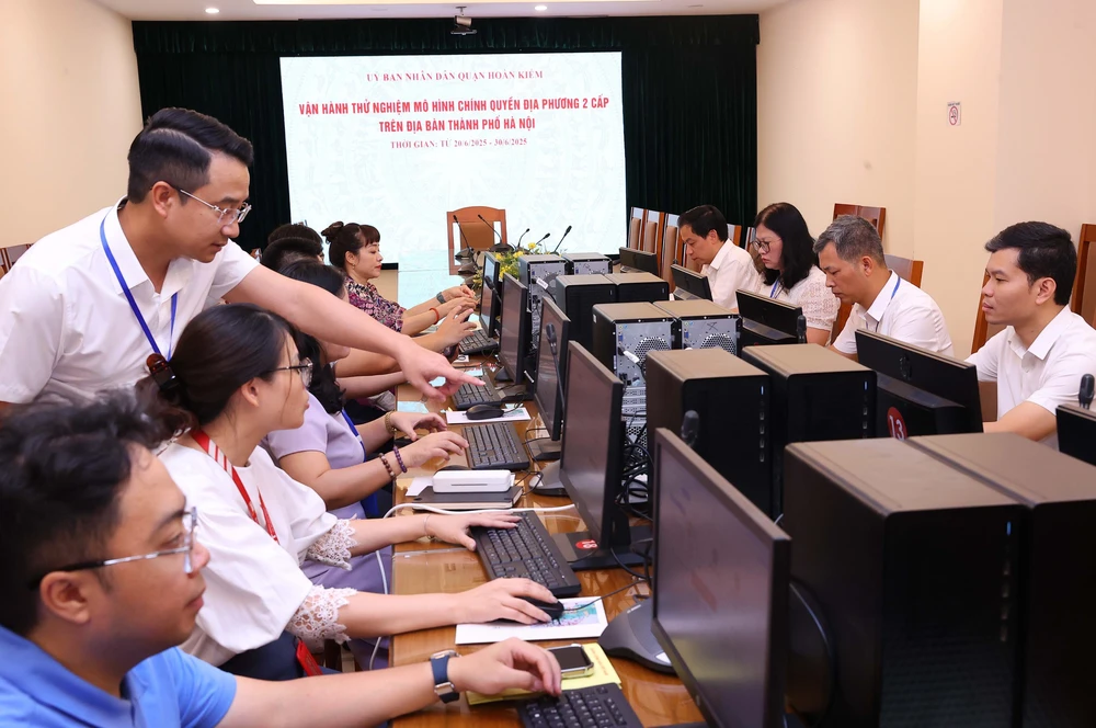 Bảo đảm bộ máy chính quyền địa phương nhiệm kỳ 2026-2031 đi vào hoạt động chậm nhất ngày 1/4/2026 - Ảnh 1.