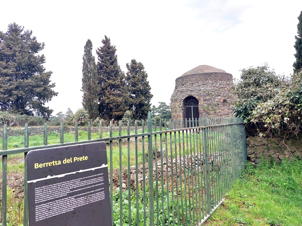 Khám phá con đường Appian cổ đại ở Italia - Ảnh 3. Khám phá con đường Appian cổ đại ở Italia - Ảnh 3.