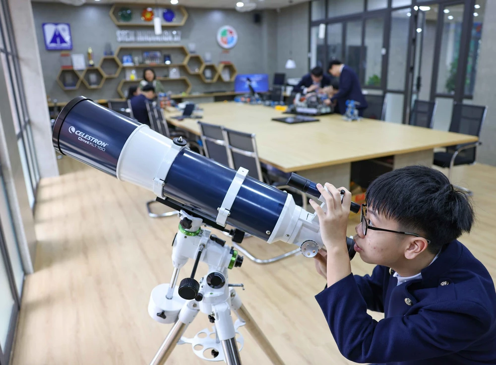 "STEM Innovation Petrovietnam" truyền cảm hứng, tạo cơ hội để học sinh Việt Nam bước ra sân chơi quốc tế - Ảnh 13.