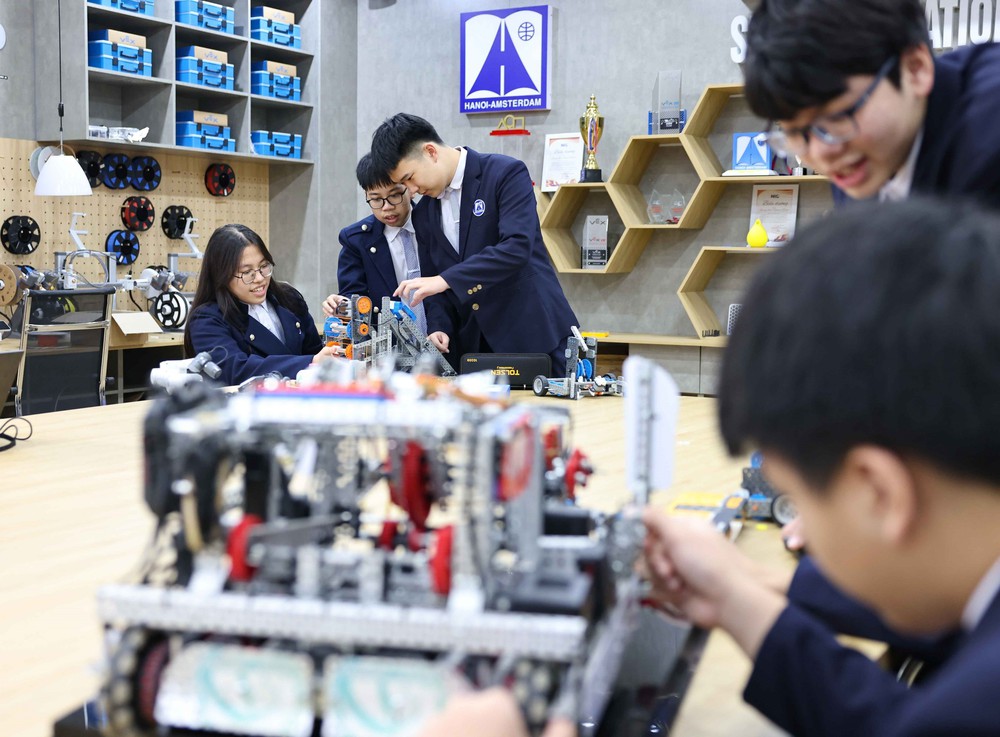 "STEM Innovation Petrovietnam" truyền cảm hứng, tạo cơ hội để học sinh Việt Nam bước ra sân chơi quốc tế - Ảnh 10.