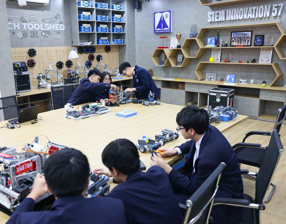 "STEM Innovation Petrovietnam" truyền cảm hứng, tạo cơ hội để học sinh Việt Nam bước ra sân chơi quốc tế - Ảnh 11.