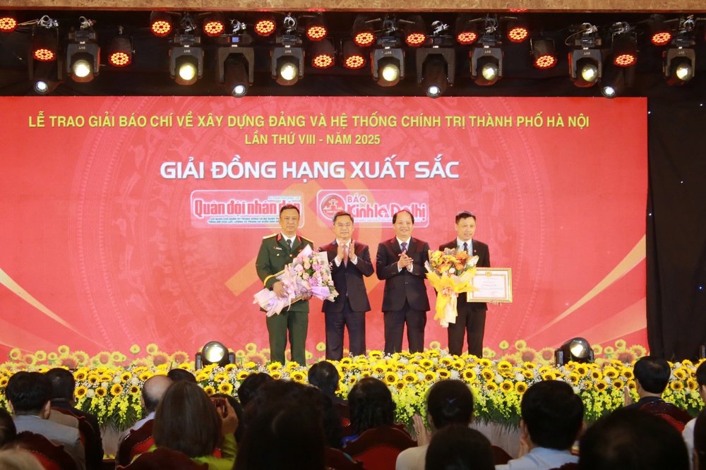 Tôn vinh những tác phẩm báo chí xuất sắc về xây dựng Đảng Thủ đô - Ảnh 7.