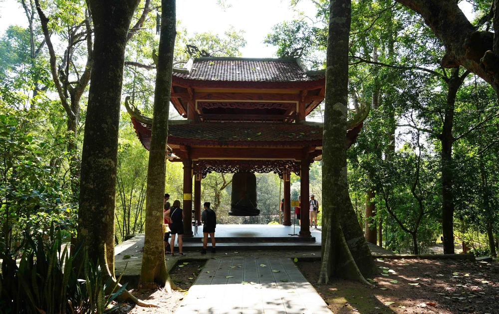 Chùa Từ Hiếu - danh lam thắng cảnh nổi tiếng của Cố đô Huế - Ảnh 4.