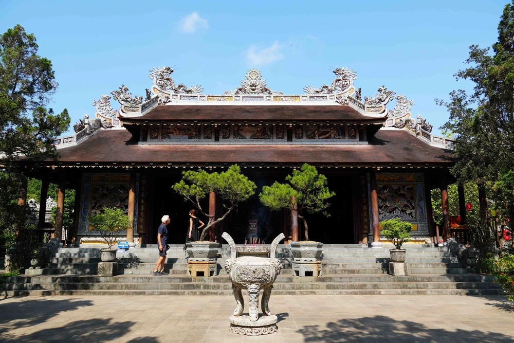 Chùa Từ Hiếu - danh lam thắng cảnh nổi tiếng của Cố đô Huế - Ảnh 2.