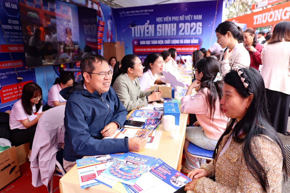 Tuyển sinh Đại học 2026: Nâng chuẩn đầu vào, siết xét tuyển học bạ, IELTS  - Ảnh 2.