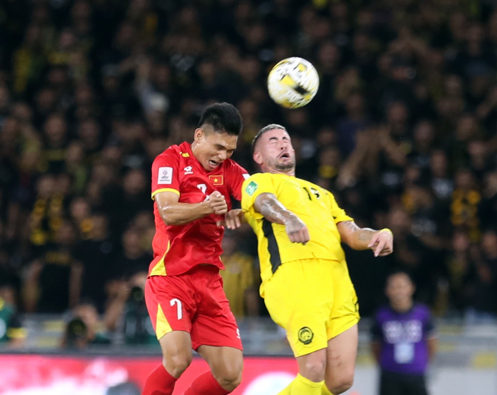 Đội tuyển Việt Nam: Chơi cho “biết đá biết vàng” - Ảnh 1.