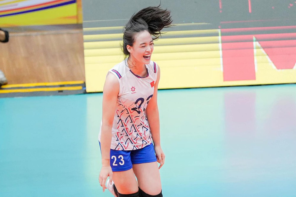 Sao trẻ bóng chuyền nữ Việt Nam bùng nổ dữ dội ở giải đấu quan trọng sau khi gây tiếng vang ở giải thế giới - Ảnh 1.