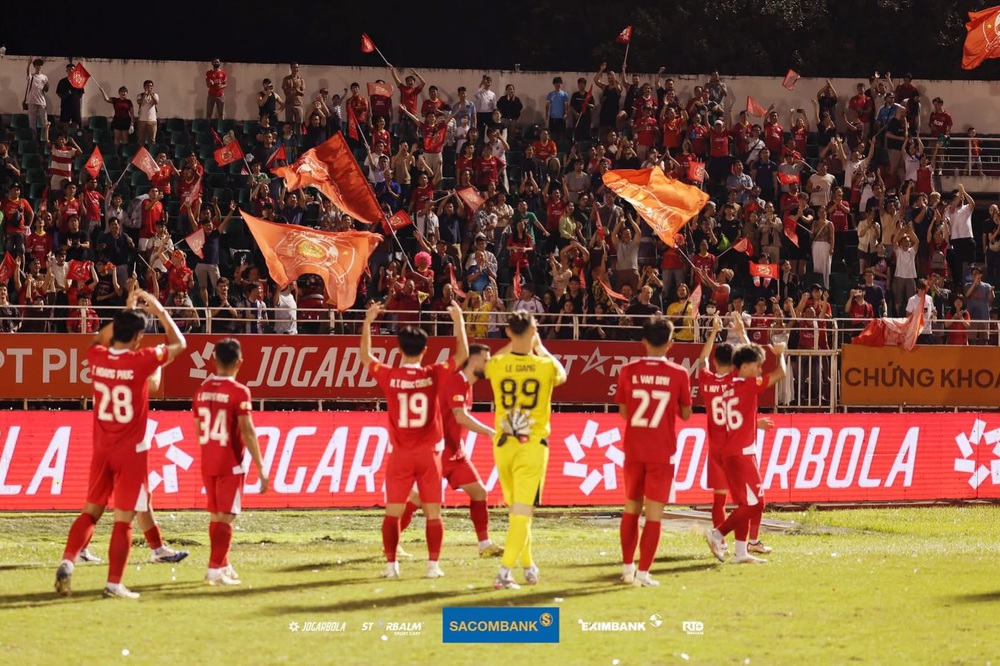 Thủ môn Lê Giang tự động viên bản thân - Ảnh 3.