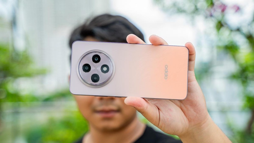 Điện thoại OPPO nào đáng mua nhất tháng 3? Bảng giá mới nhất hôm nay - Ảnh 1.