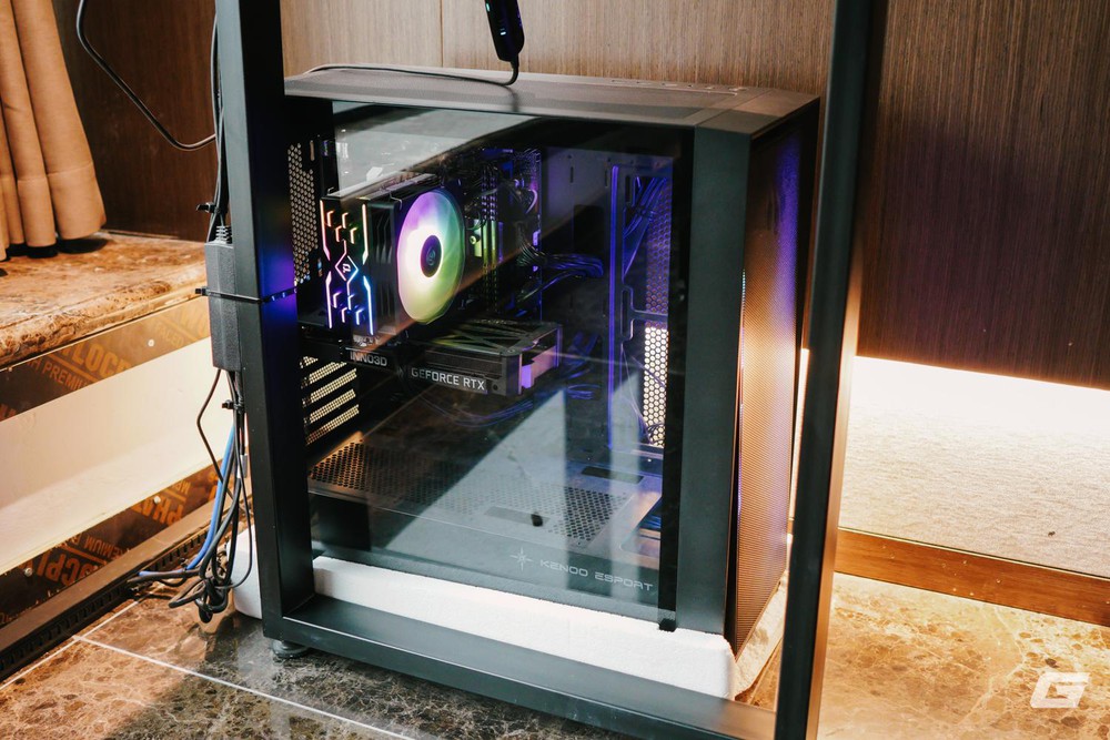 Khách sạn 5 sao Grand Plaza Hà Nội mở riêng phòng giải trí cho game thủ: Đầy đủ từ máy tính, PlayStation 5 cho tới Nintendo Switch 2 - Ảnh 3.