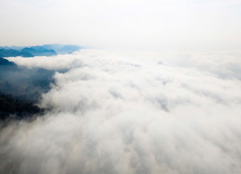 Ngẫm ngợi cuối tuần: Nhớ miền mây trắng - Ảnh 1. Ngẫm ngợi cuối tuần: Nhớ miền mây trắng - Ảnh 1.