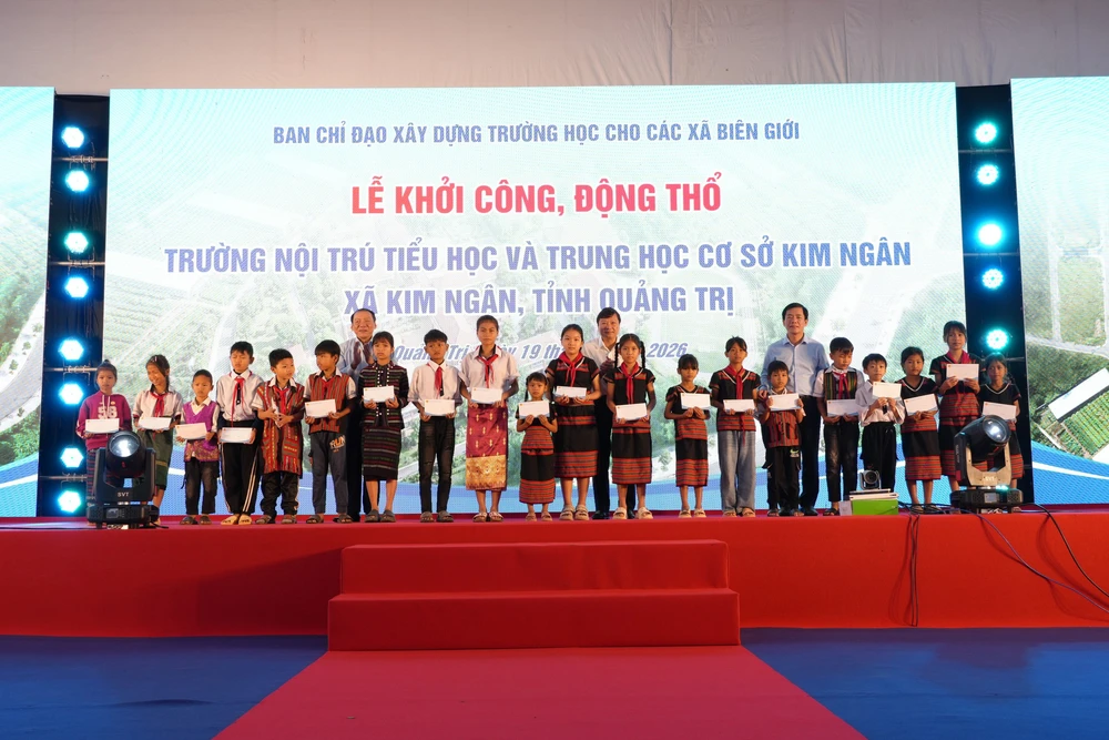 Mở rộng cơ hội học tập cho con em các dân tộc nơi vùng biên - Ảnh 4.