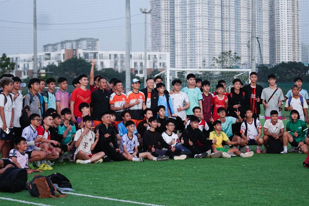 Ông chú U50 Phạm Cao Sơn: Từ cuộc chiến với bệnh tật đến hành trình "khoẻ để yêu nước" - Ảnh 6.