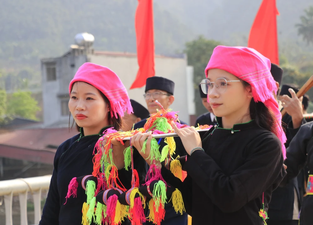 Lễ hội Lồng Tồng - nét văn hóa đặc sắc của người Tày vùng cao Lào Cai - Ảnh 4.
