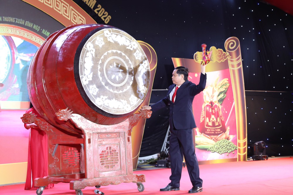 Lễ hội phát lương - Khai ấn Đức Thánh Trần 2026 - Ảnh 1.