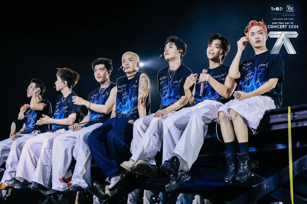Concert “Anh trai say Hi” 2024 đêm 9 “cháy vé”, sức hút còn vẹn nguyên - Ảnh 1.