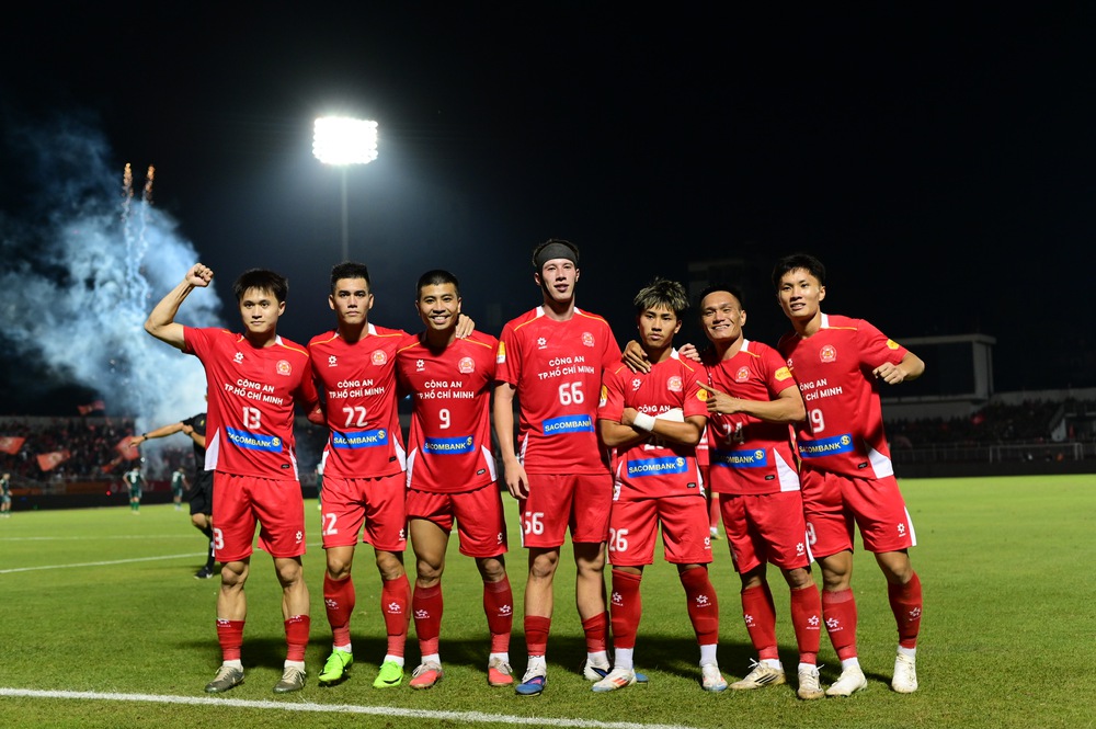 Tin nóng bóng đá Việt hôm nay 21/3: Đội tuyển Việt Nam chia ba nhóm hội quân; Bangladesh chốt đội hình đến Việt Nam - Ảnh 2. Tin nóng bóng đá Việt hôm nay 21/3: Đội tuyển Việt Nam chia ba nhóm hội quân; Bangladesh chốt đội hình đến Việt Nam - Ảnh 2.