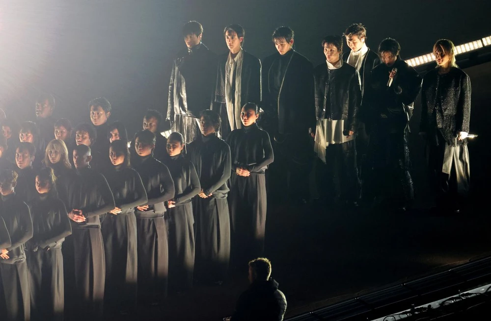 Gwanghwamun rực sáng: BTS tái xuất hòa quyện truyền thống và làn sóng Hallyu toàn cầu - Ảnh 7. Gwanghwamun rực sáng: BTS tái xuất hòa quyện truyền thống và làn sóng Hallyu toàn cầu - Ảnh 7.