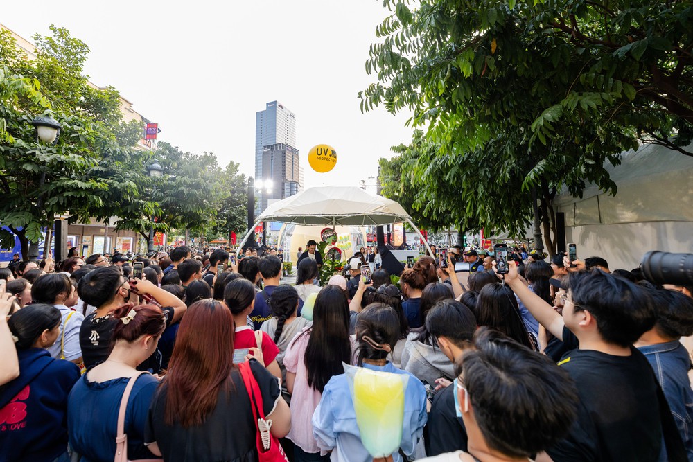 Khoai Lang Thang đón nắng hè rực rỡ với thiết kế của UNIQLO - Ảnh 5.